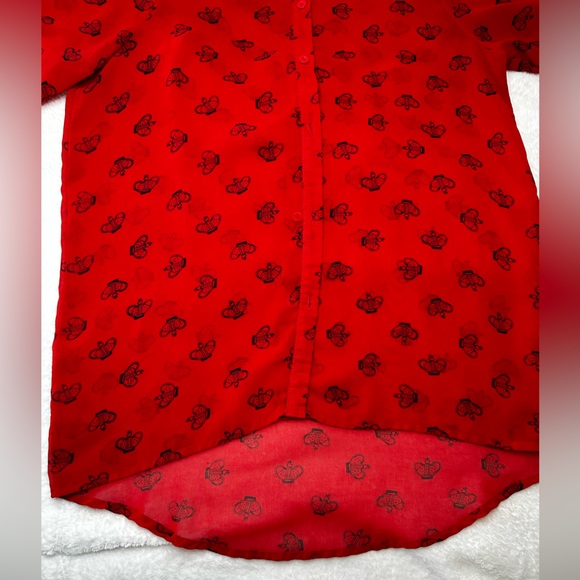 ❣️RUE Sheer Red Queen of hearts buttons down blousE SMALL - Picture 5 of 6
